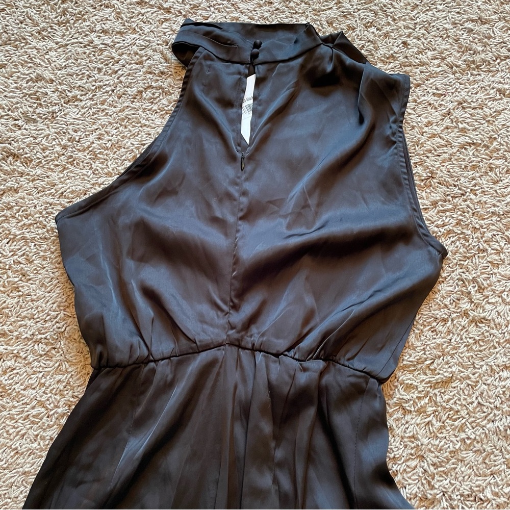 Hello Molly Black Satin Jumpsuit Womens 6 Sleeveless Thin Silky Sleek NWT - Picture 9 of 15